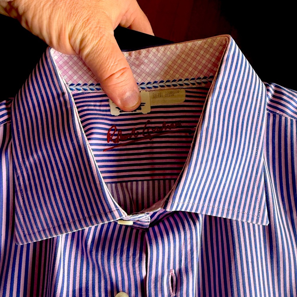 Robert Graham Men's Blue and Pink Striped Shirt